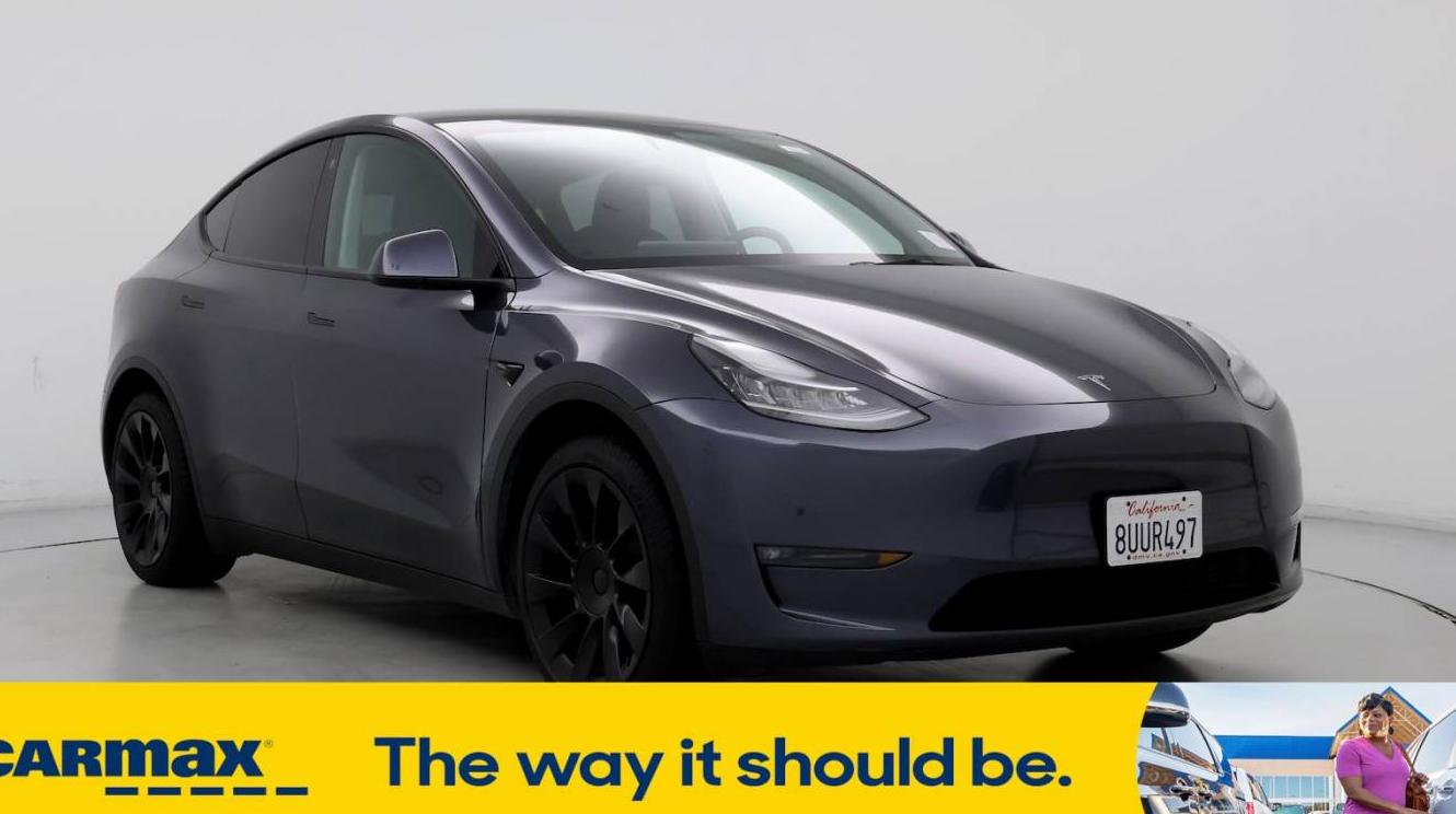 TESLA MODEL Y 2021 5YJYGDED6MF112813 image